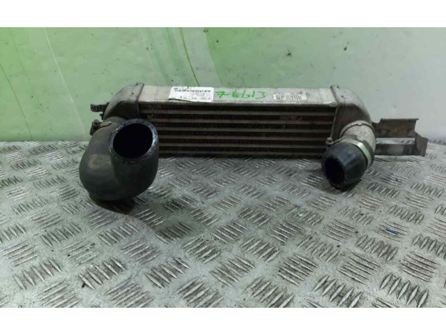 Интеркулер  52401026   Opel Meriva A 