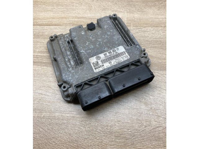 Блок управления двигателем Блок управления 06F906056FF Volkswagen Jetta V