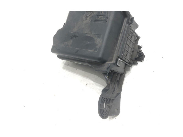 Блок предохранителей     Peugeot 2008 I    