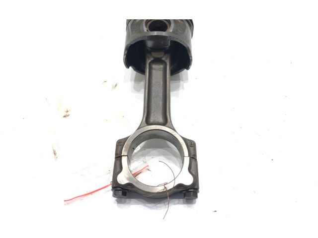 Píst K9K836 Renault Megane III