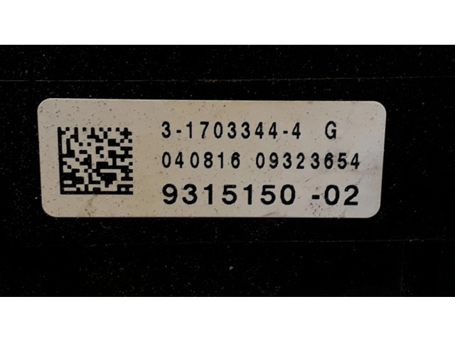 Блок предохранителей 9315150   BMW X4 F26    