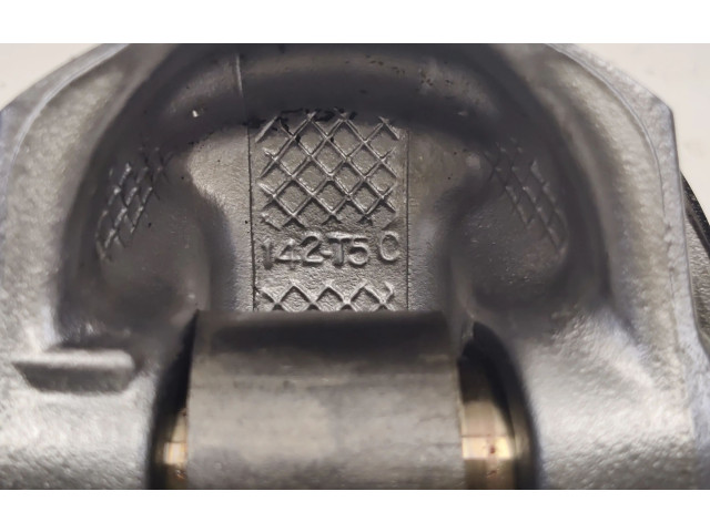 Píst Ford Mustang V