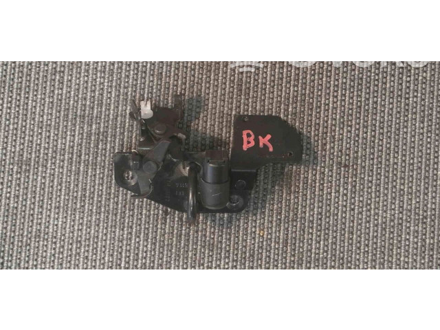 Замок багажника 6Y0827511A    Skoda Fabia Mk1 (6Y) 1999 - 2007 года