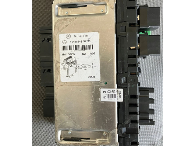 Блок предохранителей A2305454032, A2305454032 Mercedes-Benz SL R230