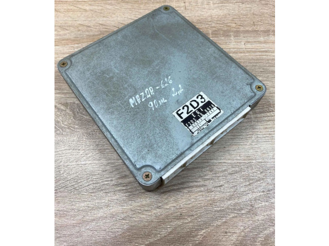 Блок управления двигателем Блок управления F2D318881A, 079702082 Mazda 626