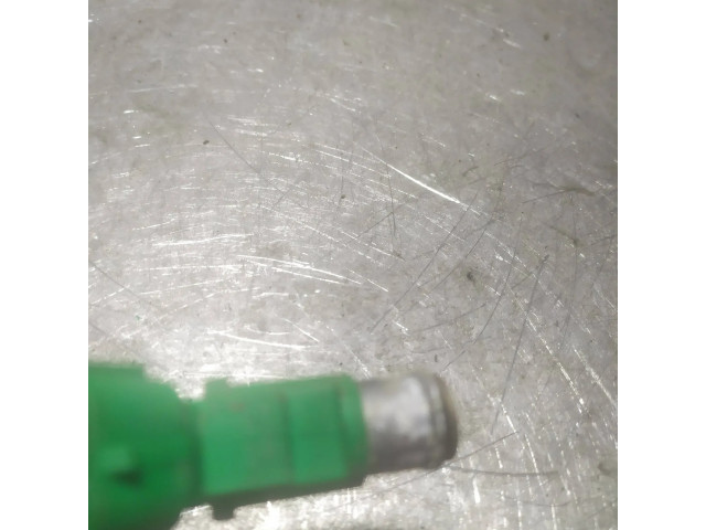 Vstřikovač 01F0230 Peugeot 206+ pro benzínový motor 1.4