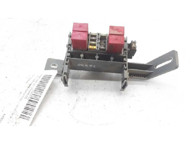 Блок предохранителей 51975322 Jeep Renegade