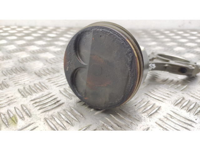 Поршень с шатуном Nissan 370Z для бензинового двигателя 3.7