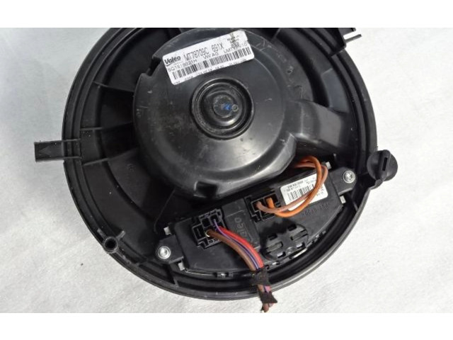 Вентилятор печки 5Q1819021H Audi A1