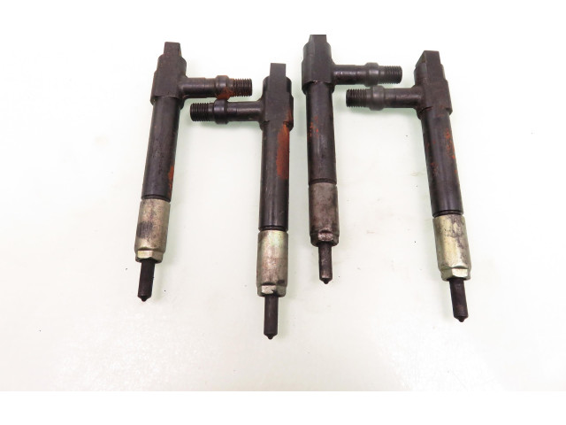 Комплект форсунок D6960    Mazda 626  RF3F 