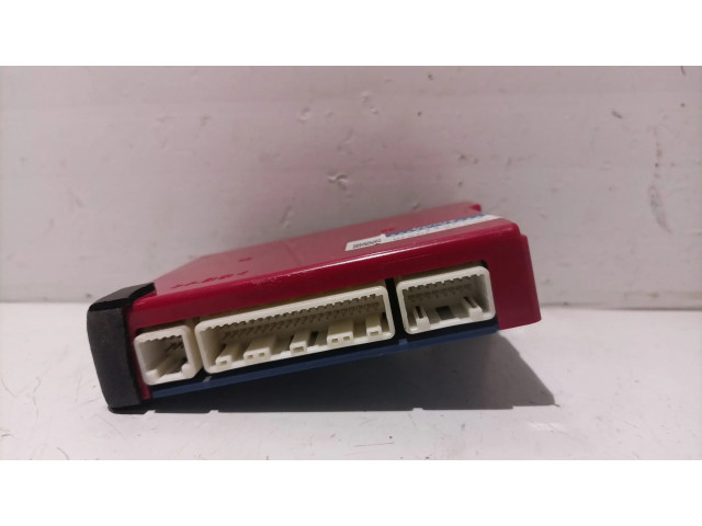 Блок управления 8865053083, 1776006310   Lexus IS-F