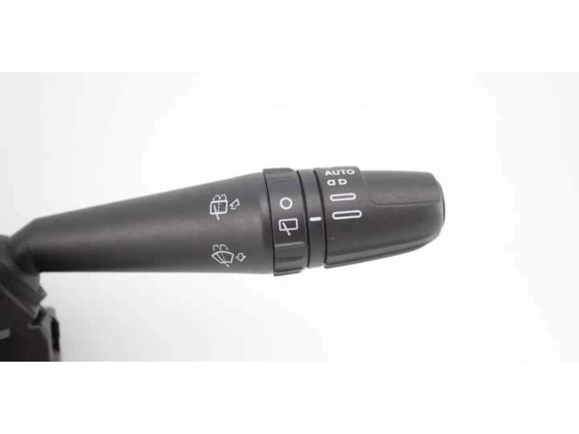 Ручка стеклоочистителей 1561013040   Alfa Romeo Giulietta