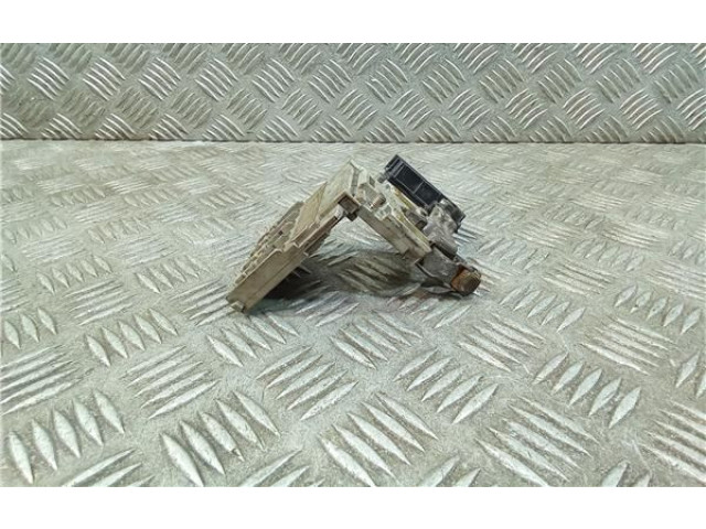 Блок предохранителей 8637A318, 519087902 Mitsubishi Outlander