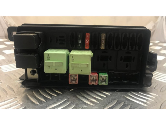 Блок предохранителей 924094503, 17236010 Mini Cooper Countryman R60