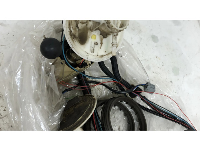 Насос топлива (в топливном баке)