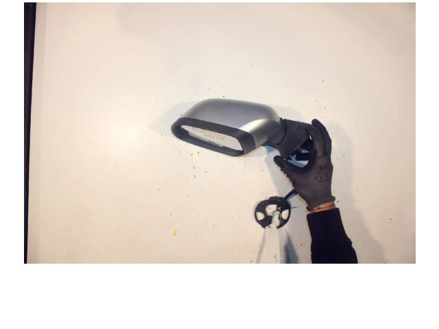 Зеркало электрическое Dacia Duster - года