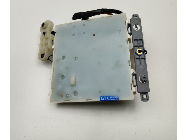 Блок комфорта 32217667, 32217667AA   Volvo XC60   