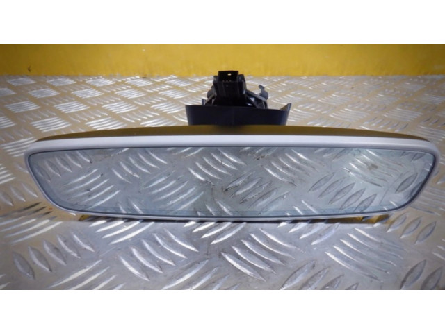 Зеркало заднего вида (в салоне)