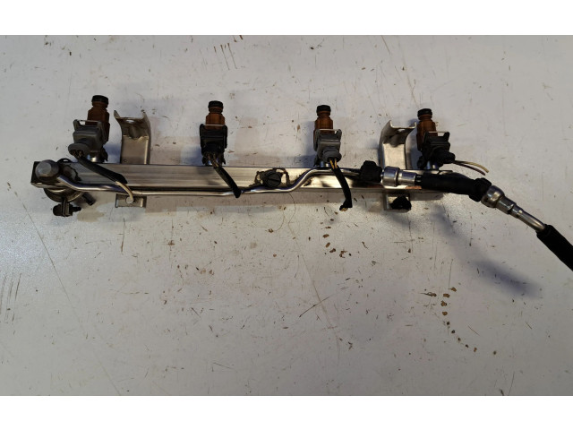 Комплект форсунок 30587777, 55557323    Saab 9-5  B235E 