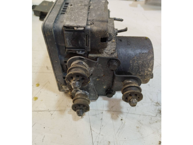 Блок АБС 1K0907379K, 00005305D1 Volkswagen Touran I 2003 - 2010 года