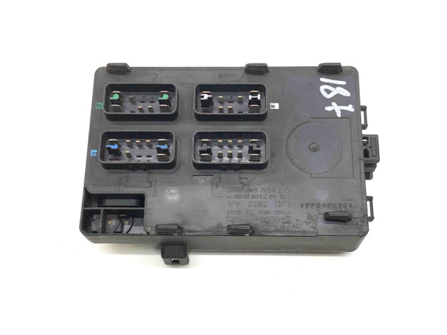 Блок предохранителей LJD2822AA Jaguar XK8 - XKR