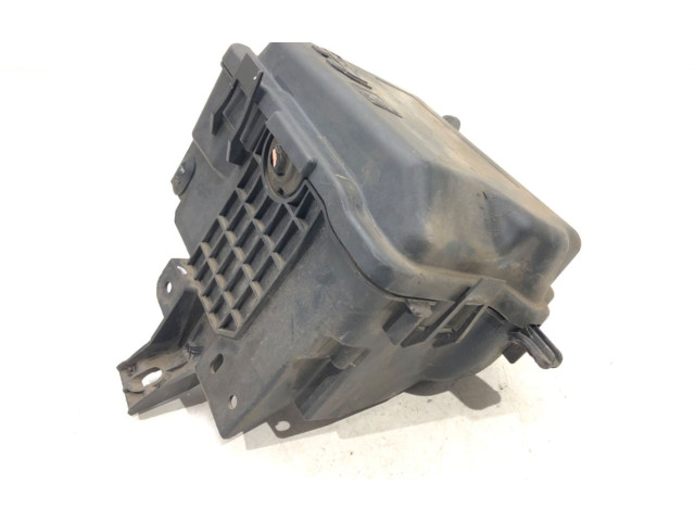 Pojistková skříňka Peugeot 301 2014