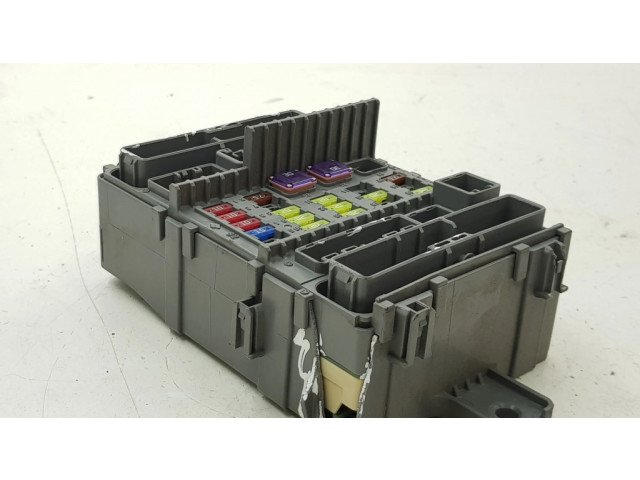 Блок предохранителей TL0E213 Honda Accord