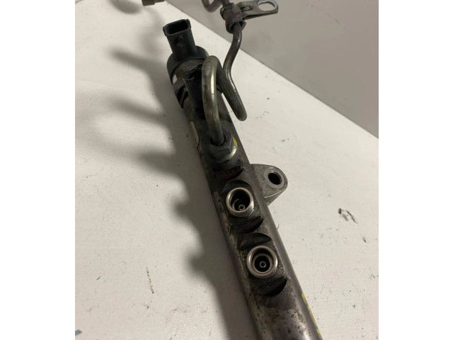 Vstřikovací lišta 30777759, 31216313 Volvo S80 D5204T7