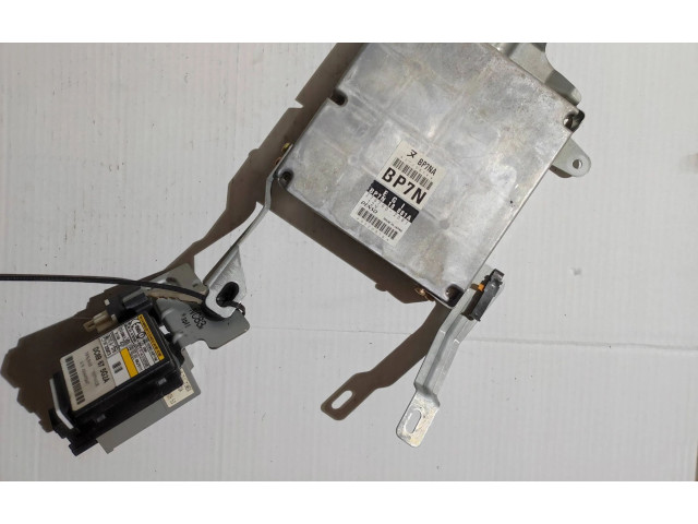 Блок управления двигателя BP7N18881A   Mazda 323 F