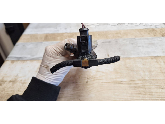 Форсунка 0445110369, 4D0971992 Skoda Superb B6 (3T)