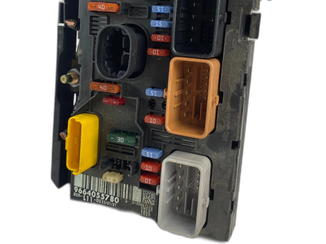 Блок предохранителей  9664055780, L11   Peugeot 207    