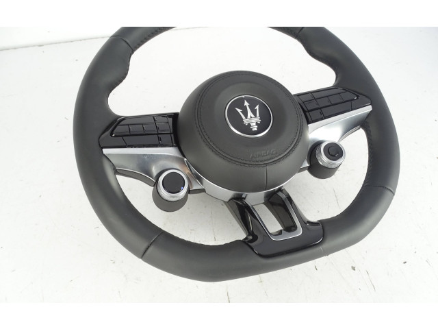 Подушка безопасности водителя Maserati Grecale