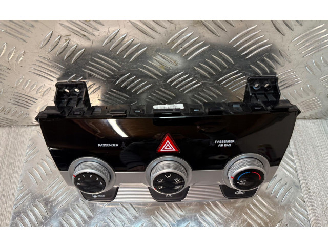 Блок управления кондиционера воздуха / климата/ печки (в салоне)    97250-F2XXX   Hyundai Elantra VI