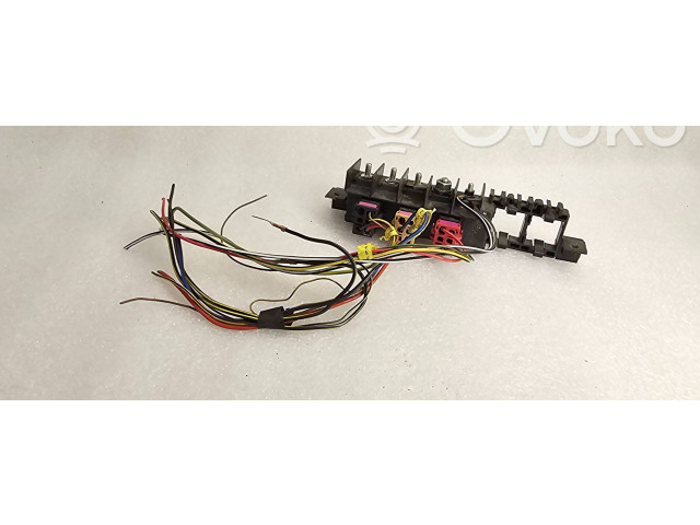 Блок предохранителей 8L0941822A, 696083000 Audi A3 S3 8L