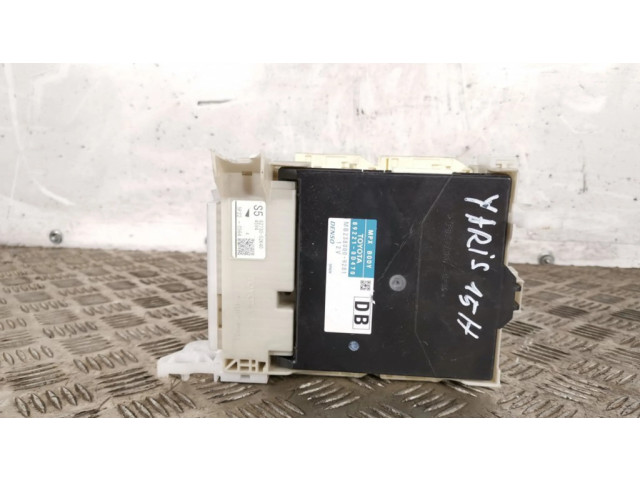 Pojistková skříňka MB2380009281, 892210D470 Toyota Yaris 2015