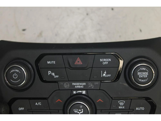 Блок управления климат-контролем    Jeep Renegade