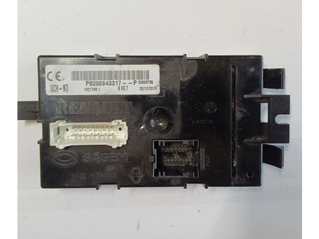 Блок комфорта P8200943317P, 18217981   Renault Trafic II (X83)   