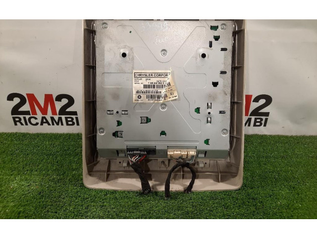 Дисплей       Jeep Grand Cherokee