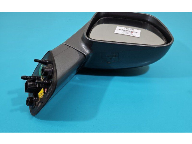 Зеркало электрическое        Chevrolet Orlando  2011 -  года   