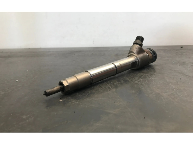 Vstřikovač 338002F610   KIA Sorento    D4HB 