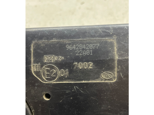 Зеркало (управляемое электричеством)