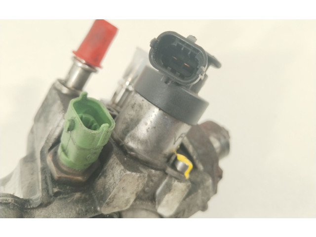 Топливный насос