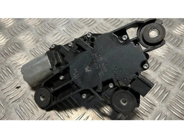 Моторчик заднего дворника 0390201588    Mazda 3 I