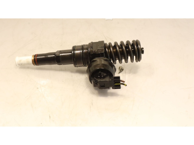 Форсунка 0414720215 Audi A3 S3 8P BKC