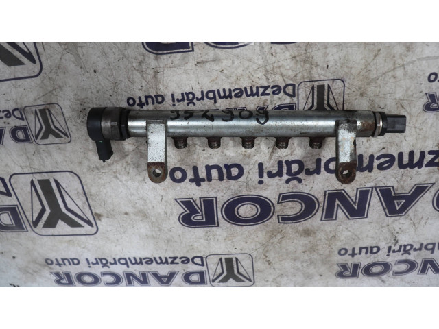 Топливная рампа 9656917280   Citroen C5   для двигателя 4hs