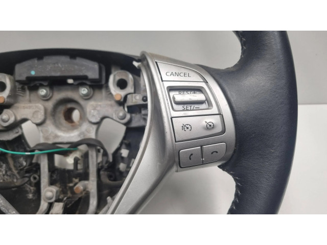 Volant Nissan Pulsar 2015 34220770B, 15355