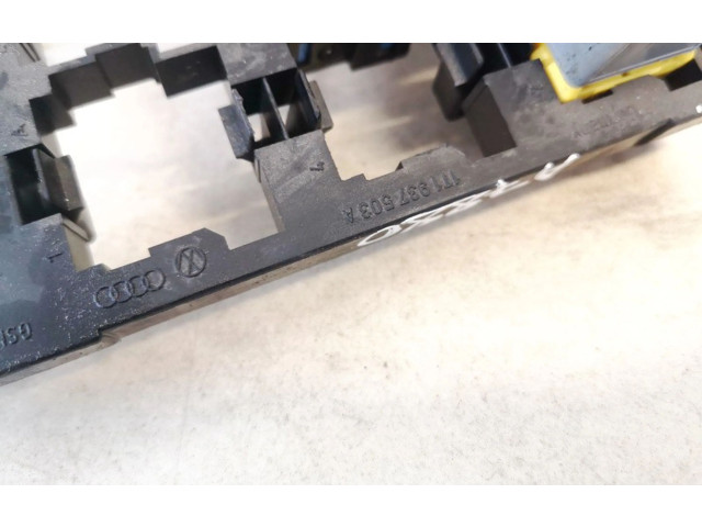 Pojistková skříňka 1t1937503a, 1T1937503A Volkswagen Tiguan 2008