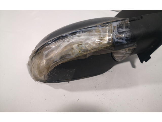 Зеркало электрическое Volkswagen Golf Plus 2005 - 2013 года