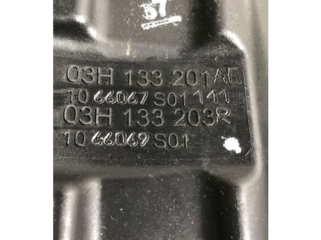 Přístrojová deska Volkswagen Touareg II 2010 03H133203R, 03H133201AD