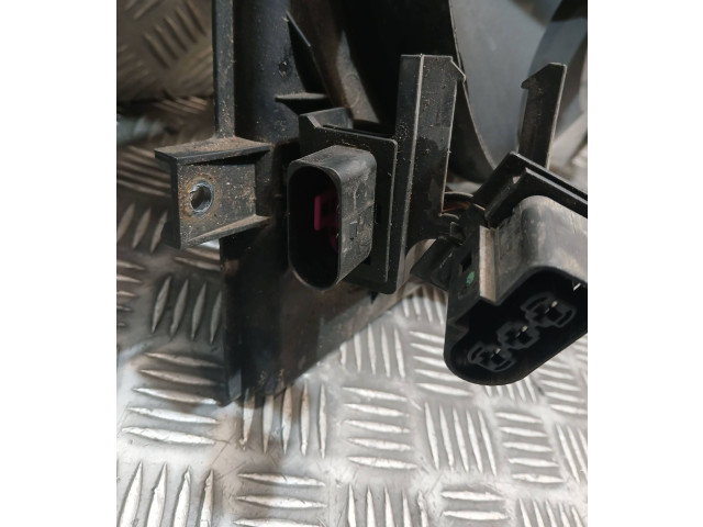 Вентилятор радиатора     1J0121207M, 1J0121205B    Audi TT Mk1 